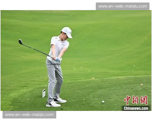 高尔夫战报：绿茵风云，掌控每一次挥杆